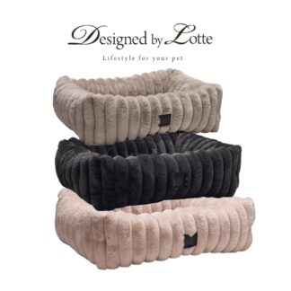 Designed by Lotte Reza – Kattenmand